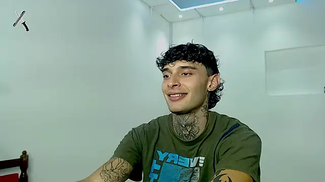 Snapshot of yourxcyberxangel chatting on March 6, 2026, 3:23 am yourxcyberxangel online show from March 6, 2026, 3:23 am