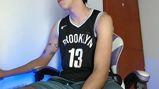 Snapshot of kamado_DSL chatting on March 22, 2026, 6:04 am kamado DSL online show from March 22, 2026, 6:04 am