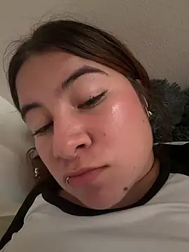 Zoe Luxxe  online show from June 28, 2026, 10:38 pm