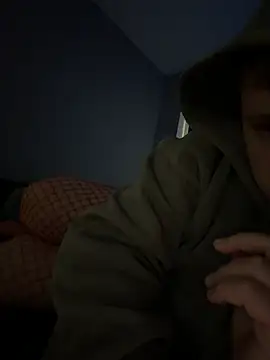 Snapshot of Juutzuui chatting on March 23, 2026, 7:08 am Juutzuui online show from March 23, 2026, 7:08 am