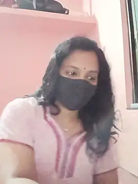 Miss-Dolly07 online show from July 17, 2026, 4:37 pm