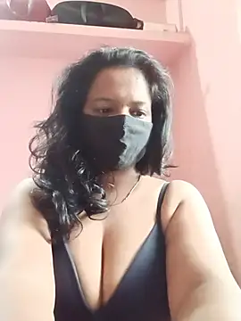 Miss-Dolly07 online show from July 17, 2026, 1:36 am