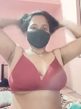 Miss-Dolly07 online show from July 20, 2026, 5:04 pm