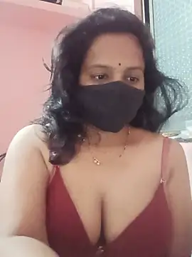 Miss-Dolly07 online show from July 15, 2026, 5:31 pm