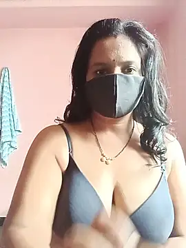 Miss-Dolly07 online show from July 28, 2026, 5:04 am