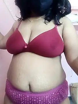 Miss-Dolly07 online show from April 6, 2026, 5:30 am