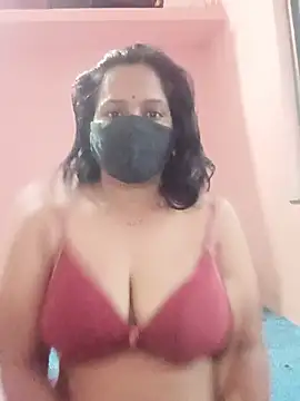 Miss-Dolly07 online show from July 2, 2026, 12:44 pm