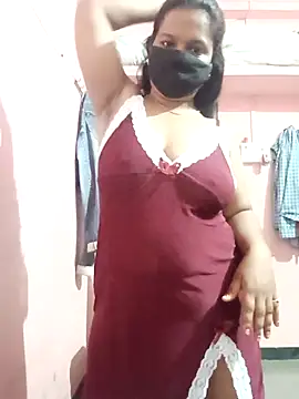 Miss-Dolly07 online show from May 19, 2026, 12:59 am