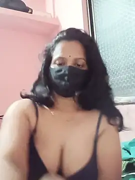 Miss-Dolly07 online show from July 8, 2026, 5:13 pm