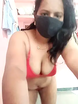 Miss-Dolly07 online show from July 1, 2026, 4:24 am