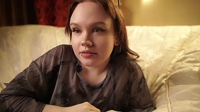 LeahAllsop online show from March 13, 2026, 3:39 pm