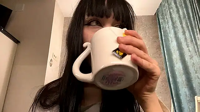 LoidaTrytten online show from March 15, 2026, 5:20 pm