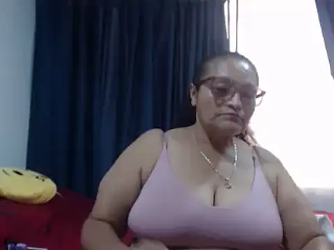  BellaNocturna online show from June 28, 2026, 8:59 pm