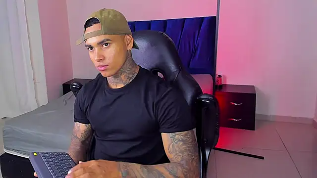 tyler bell  online show from March 26, 2026, 3:16 am