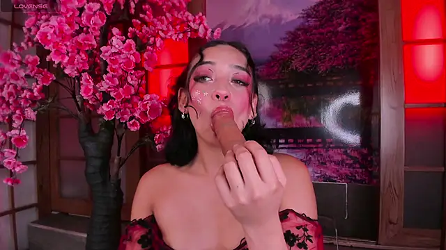 foxy hannah online show from April 8, 2026, 6:09 pm