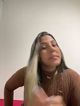 kifanyy online show from June 7, 2026, 1:44 am