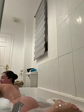 Snapshot of CherryVenomm chatting on March 10, 2026, 9:19 pm CherryVenomm online show from March 10, 2026, 9:19 pm