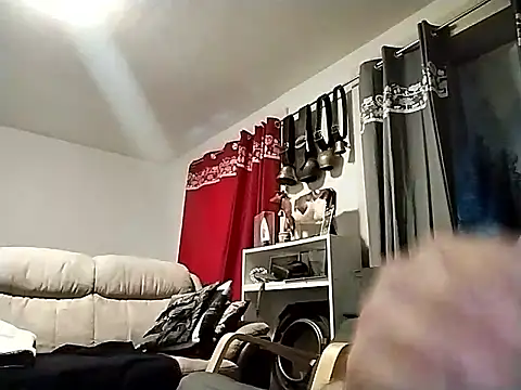 Snapshot of hio666 chatting on March 3, 2026, 4:14 pm hio666 online show from March 3, 2026, 4:14 pm