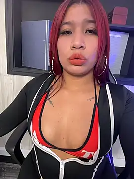 Cherry Charlottee online show from April 21, 2026, 7:53 pm