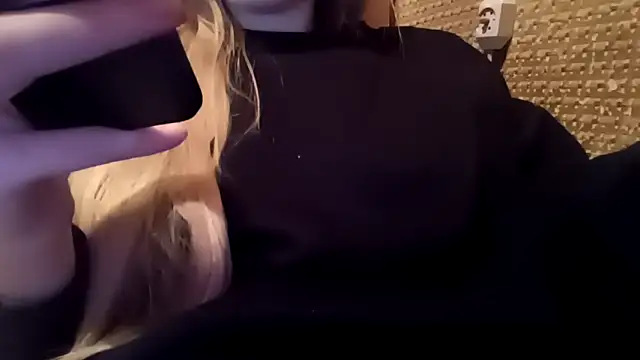 pinkpinkpinkpinkdoll online show from March 24, 2026, 5:57 pm