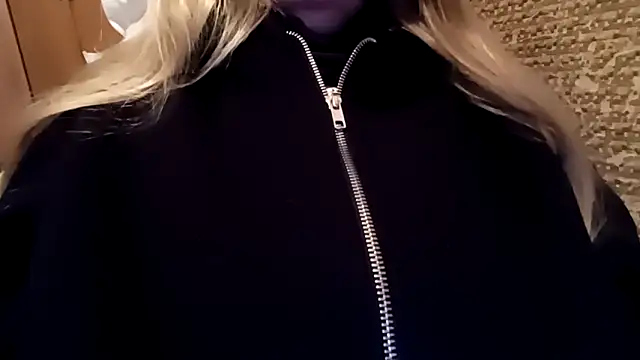 pinkpinkpinkpinkdoll online show from April 8, 2026, 3:35 pm