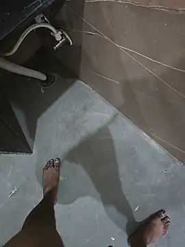 bigbuldgee online show from March 18, 2026, 8:39 am