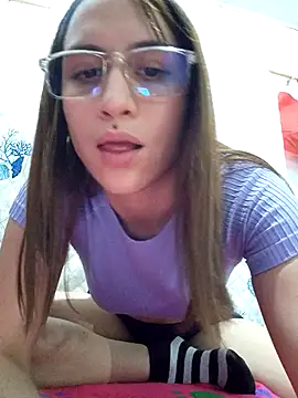 soffihotsexi online show from March 5, 2026, 10:48 pm