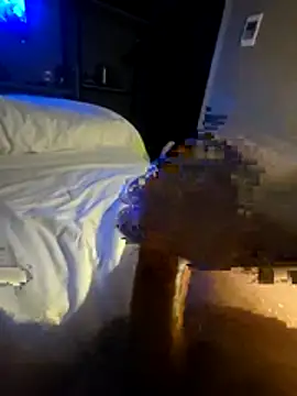 Snapshot of Johnwickers819 chatting on March 10, 2026, 10:47 pm Johnwickers819 online show from March 10, 2026, 10:47 pm