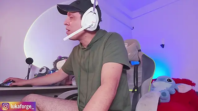 Lukaforge online show from April 25, 2026, 10:29 pm