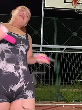 isabella ferrer99 online show from March 20, 2026, 5:19 am