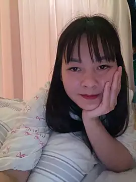 Little Muse78 online show from May 6, 2026, 1:31 am