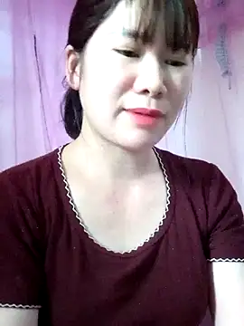 Bondgirl 9 online show from May 7, 2026, 8:07 am