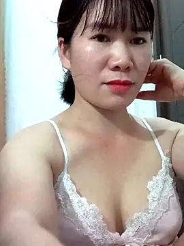 Bondgirl 9 online show from June 2, 2026, 4:07 pm