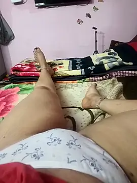 Snapshot of priyatelugu340 chatting on March 4, 2026, 7:27 am priyatelugu340 online show from March 4, 2026, 7:27 am