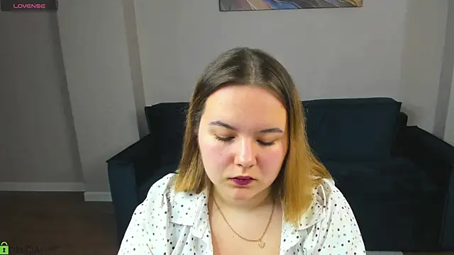 Lil  devil online show from March 21, 2026, 2:02 am