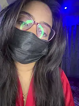 nikki catz online show from April 19, 2026, 6:10 pm