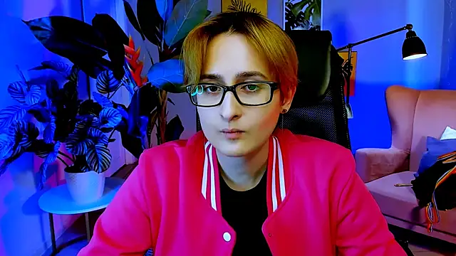 LixeLuna online show from April 25, 2026, 1:41 pm