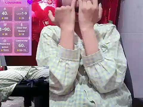 ZinaZz online show from March 7, 2026, 2:29 am