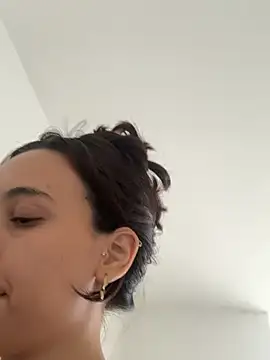 Nicole Cute04 online show from July 21, 2026, 9:16 pm