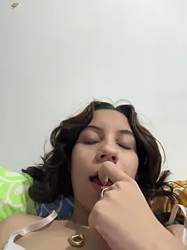 Nicole Cute04 online show from April 29, 2026, 4:38 am