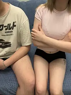 Snapshot of Edgar_kisss chatting on March 19, 2026, 12:49 pm Edgar kisss online show from March 19, 2026, 12:49 pm