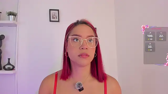 Im Scarlett  online show from April 30, 2026, 6:26 pm