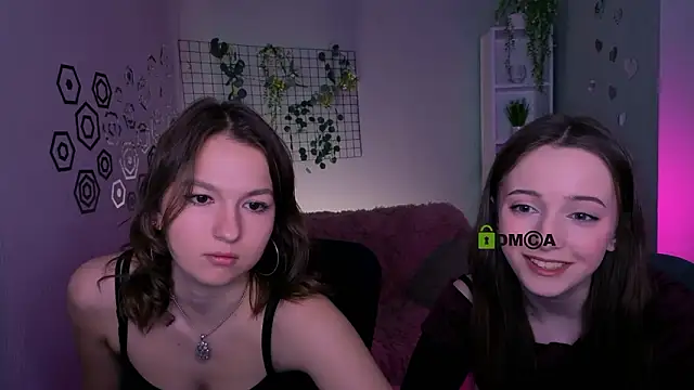 Snapshot of liana_best chatting on March 24, 2026, 2:17 pm liana best online show from March 24, 2026, 2:17 pm