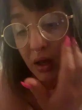 Xlilli69X online show from May 5, 2026, 8:56 pm