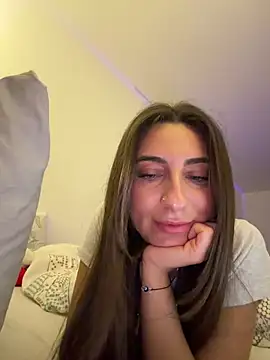 Snapshot of CuteJuliaa chatting on March 8, 2026, 2:04 am CuteJuliaa online show from March 8, 2026, 2:04 am