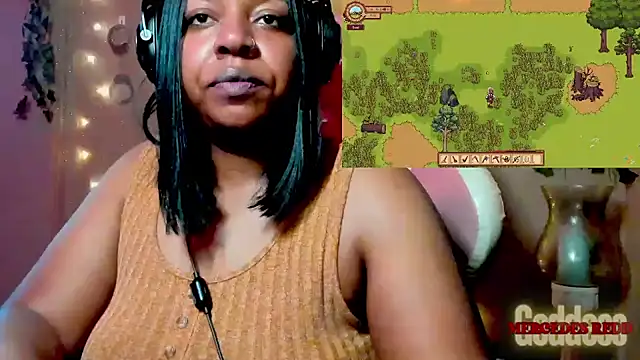 Goddess MercedesRedd online show from June 15, 2026, 2:17 pm
