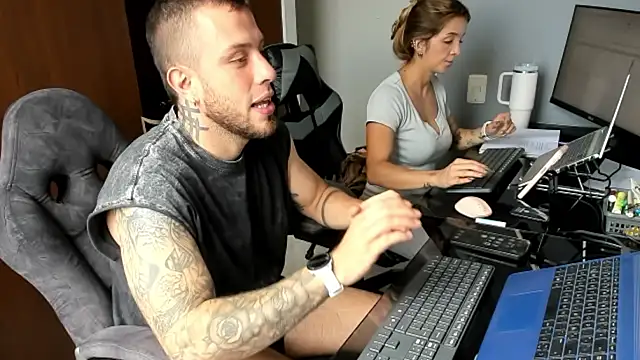 Snapshot of Dra-Dr-Fitness chatting on March 12, 2026, 4:00 pm Dra-Dr-Fitness online show from March 12, 2026, 4:00 pm