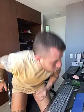 Snapshot of Dra-Dr-Fitness chatting on March 16, 2026, 6:21 pm Dra-Dr-Fitness online show from March 16, 2026, 6:21 pm