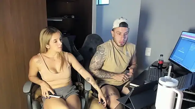 Snapshot of Dra-Dr-Fitness chatting on March 15, 2026, 11:12 pm Dra-Dr-Fitness online show from March 15, 2026, 11:12 pm