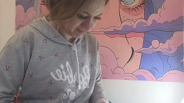 Caroline hernandes online show from June 19, 2026, 1:28 pm